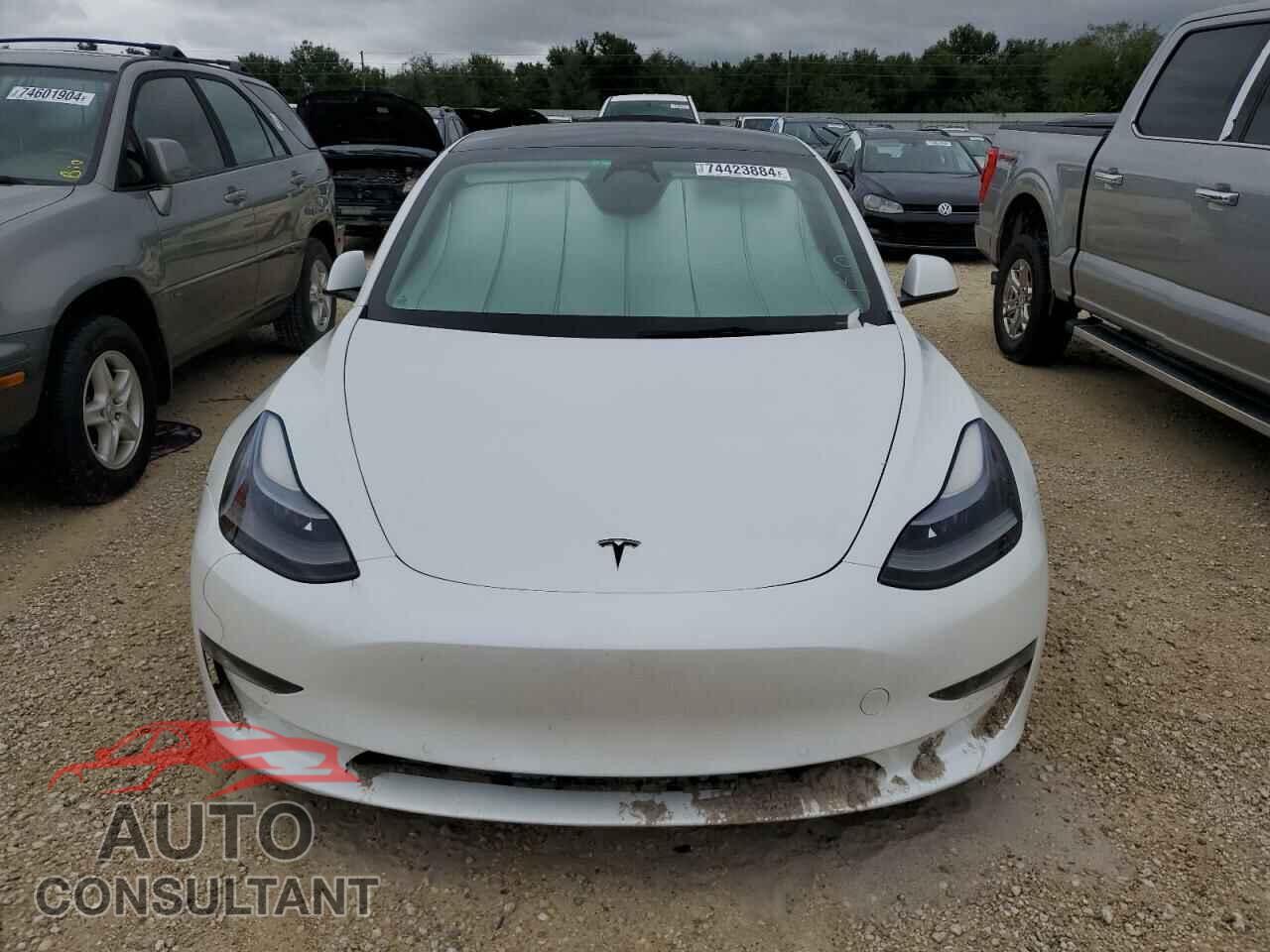TESLA MODEL 3 2022 - 5YJ3E1EB9NF325799