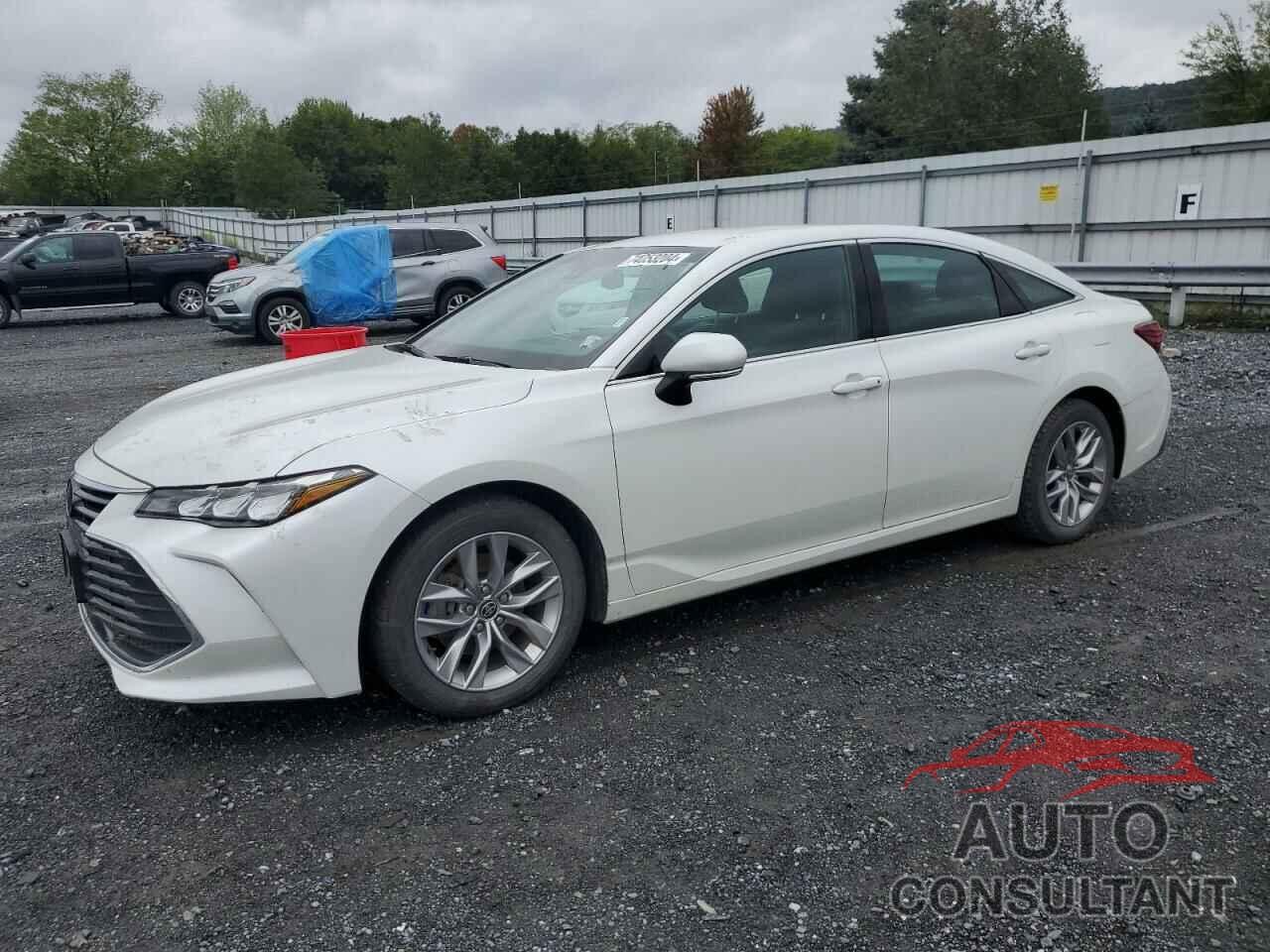 TOYOTA AVALON 2022 - 4T1JZ1FB8NU086954