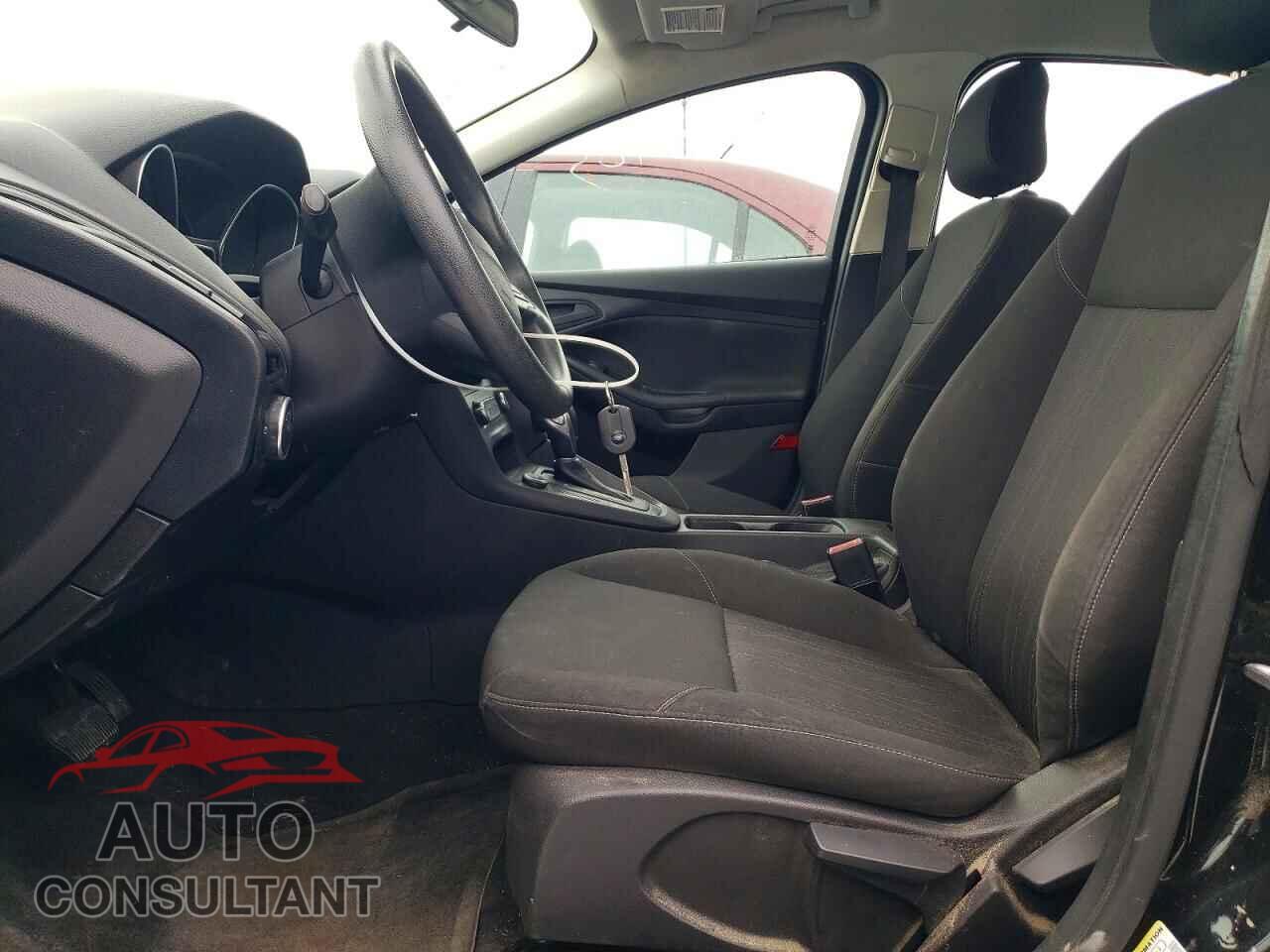 FORD FOCUS 2015 - 1FADP3E2XFL328158