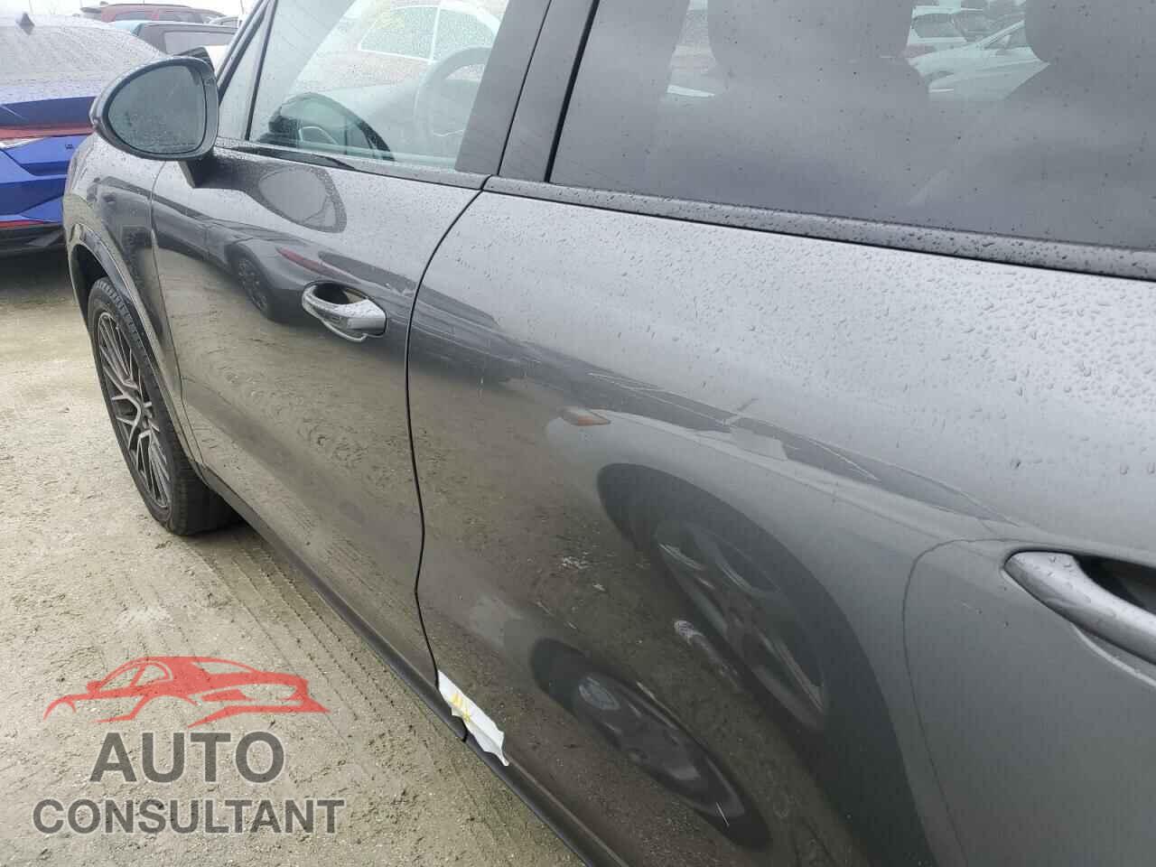 PORSCHE CAYENNE 2019 - WP1AA2AYXKDA10708
