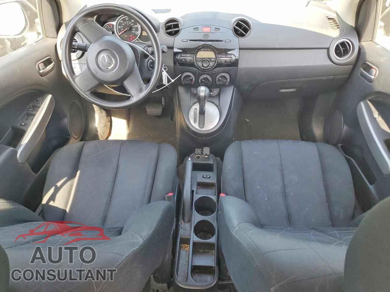 MAZDA 2 2014 - JM1DE1KZ4E0177033