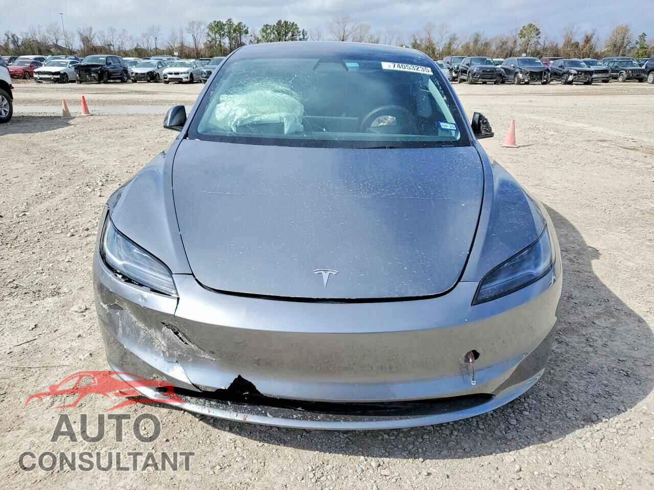 TESLA MODEL 3 2024 - 5YJ3E1EA9RF862198