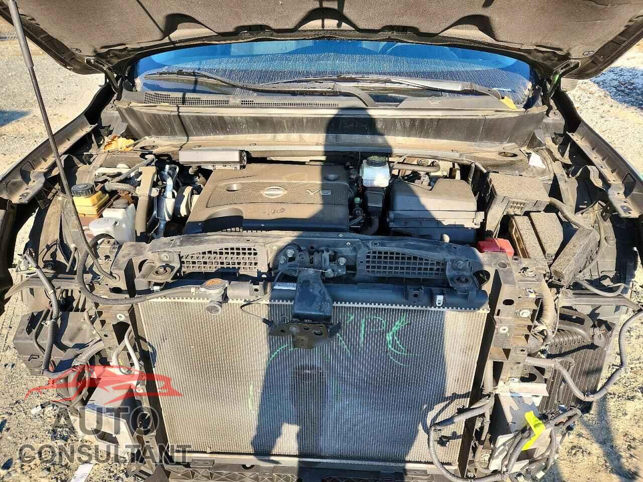 NISSAN PATHFINDER 2015 - 5N1AR2MM1FC718906