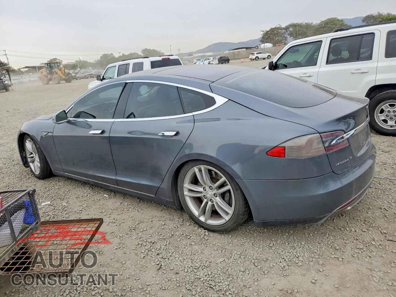 TESLA MODEL S 2013 - 5YJSA1DP6DFP07422