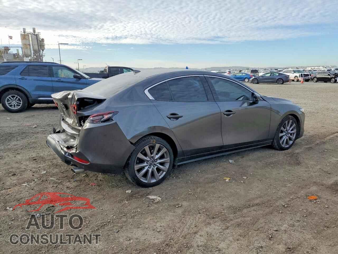 MAZDA 3 2019 - JM1BPBEM8K1120041
