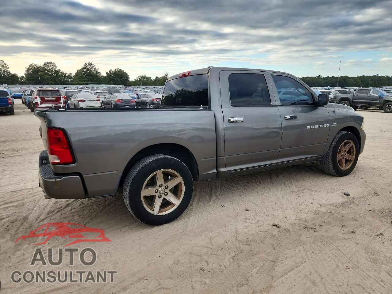 DODGE RAM 1500 2012 - 1C6RD6KT8CS272950