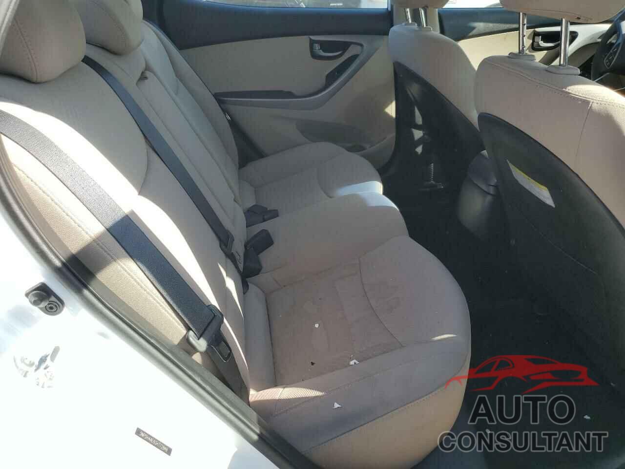 HYUNDAI ELANTRA 2016 - 5NPDH4AE6GH772849