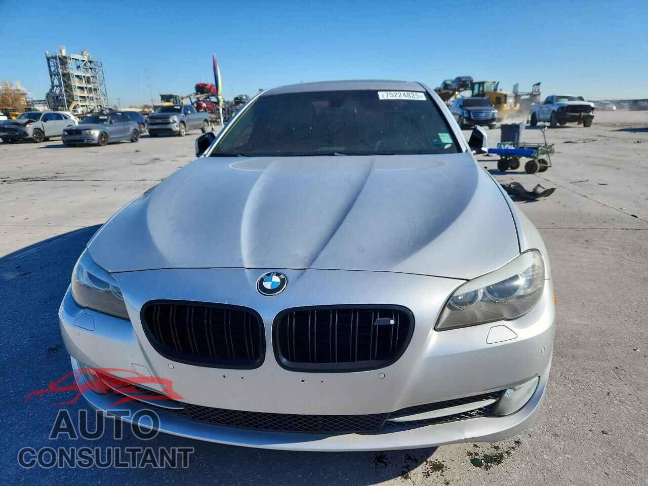 BMW 5 SERIES 2012 - WBAFU9C5XCC788134