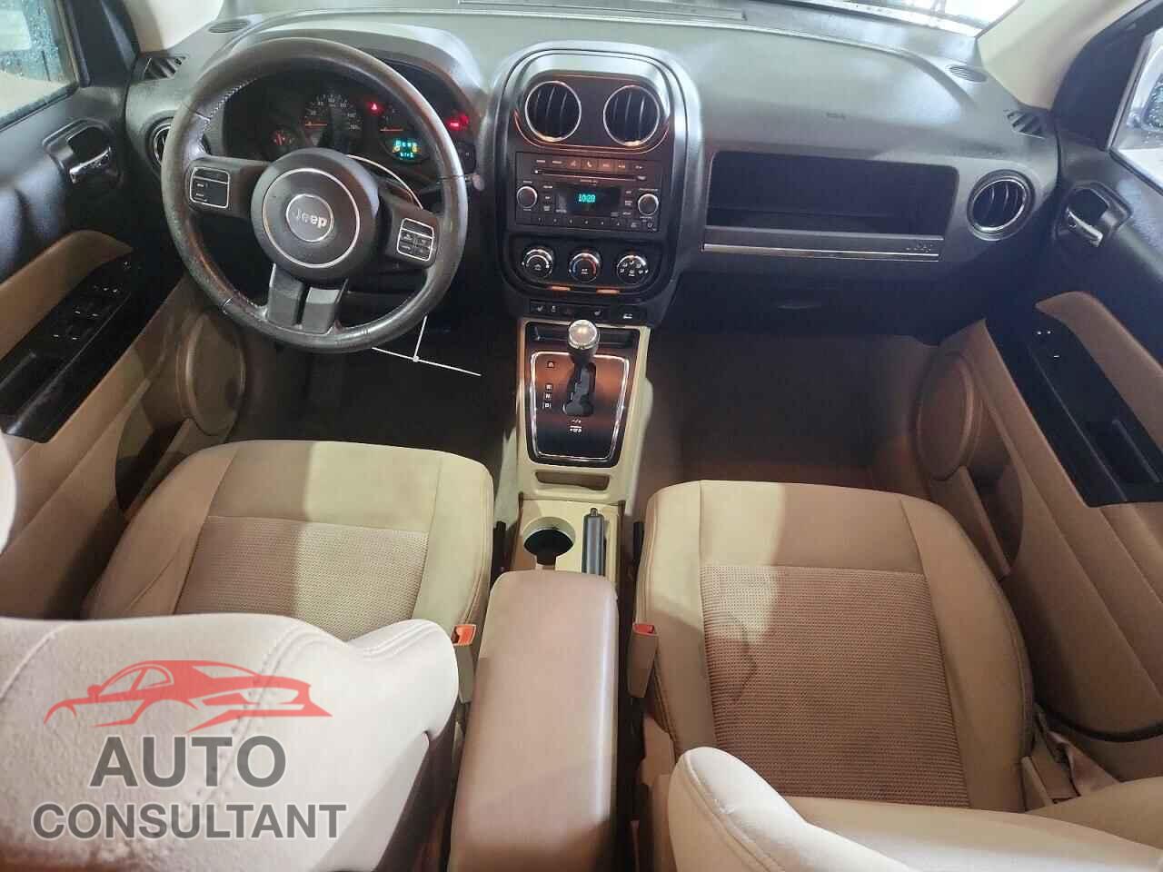 JEEP COMPASS 2011 - 1J4NF1FB6BD244700