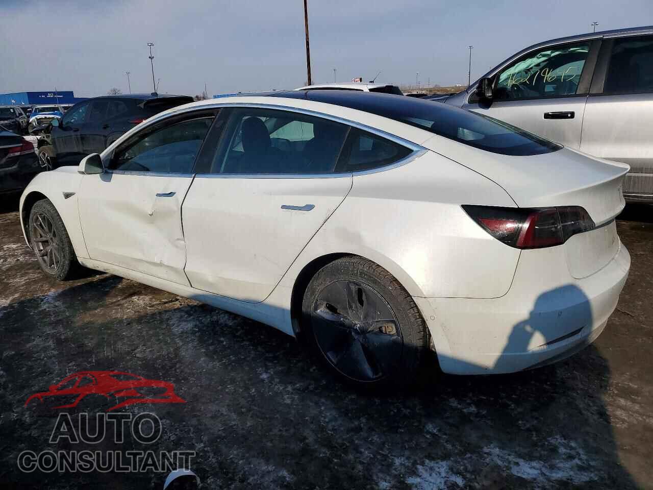 TESLA MODEL 3 2018 - 5YJ3E1EA3JF052182
