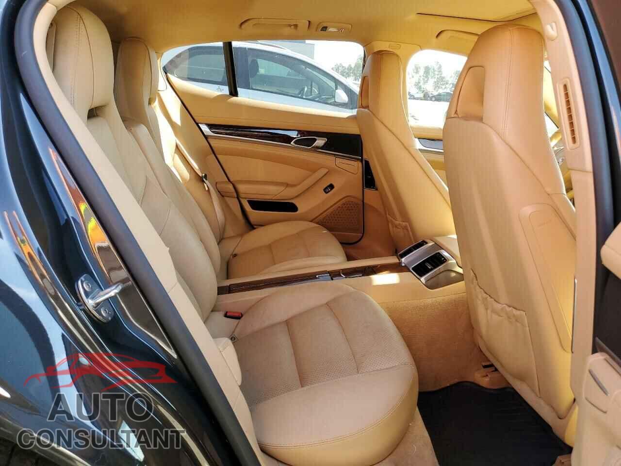 PORSCHE PANAMERA 2012 - WP0AA2A77CL013775