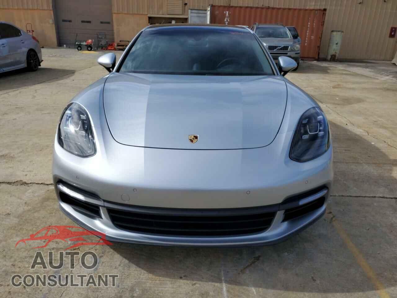 PORSCHE PANAMERA 2017 - WP0AA2A79HL101685