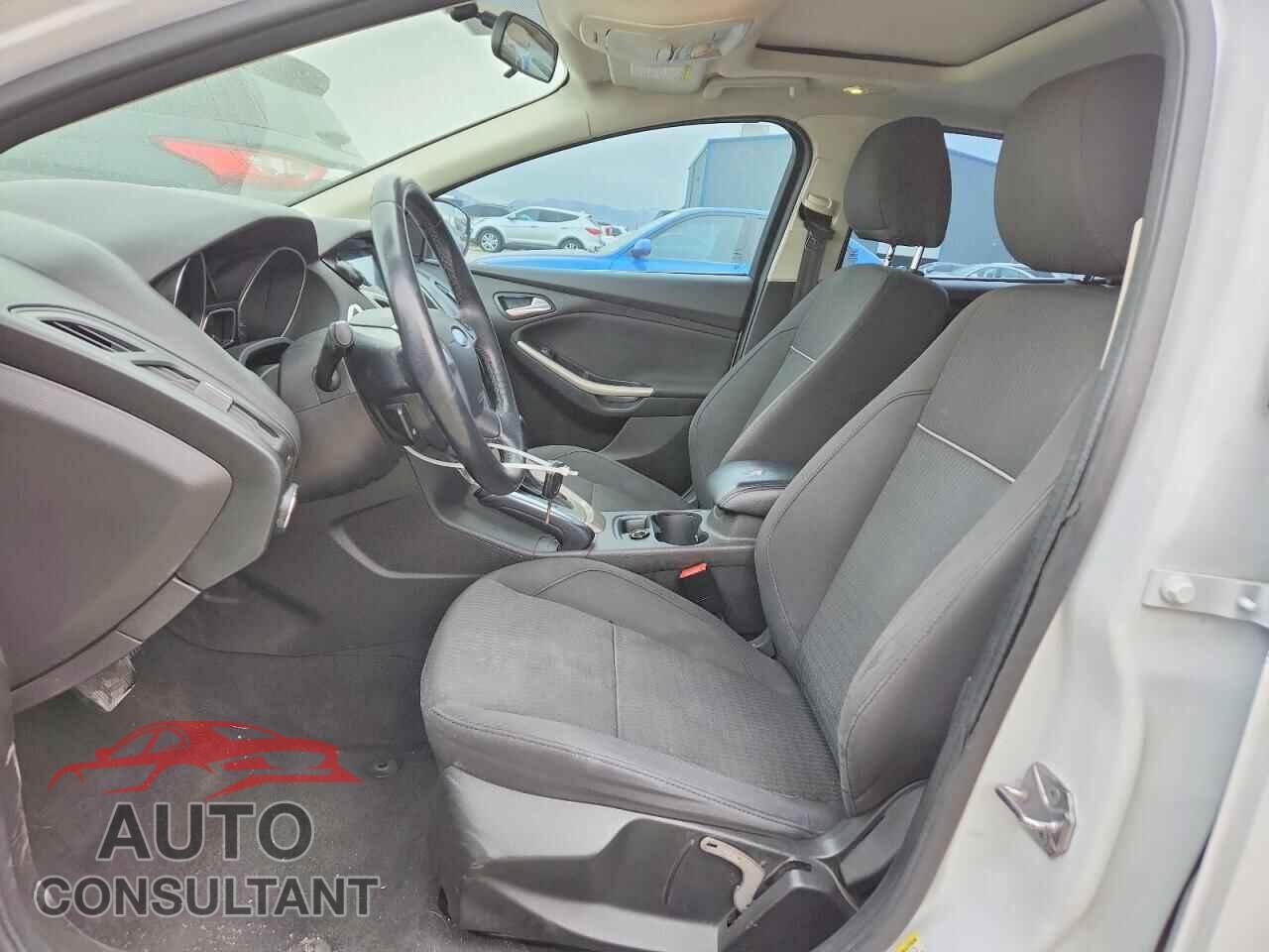 FORD FOCUS 2012 - 1FAHP3M21CL469263