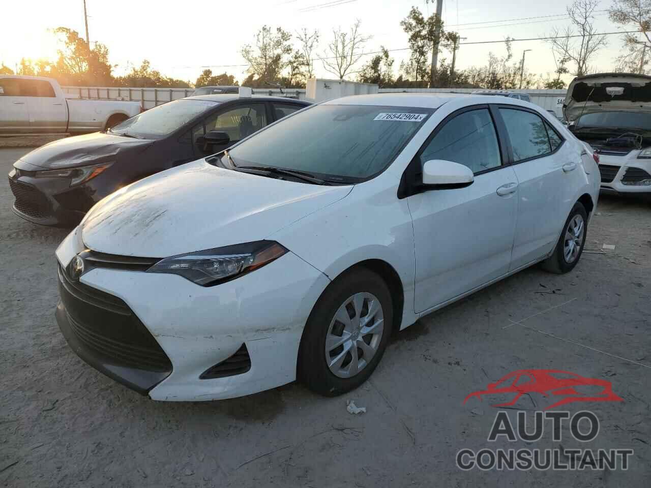 TOYOTA COROLLA 2019 - 5YFBURHE1KP872312