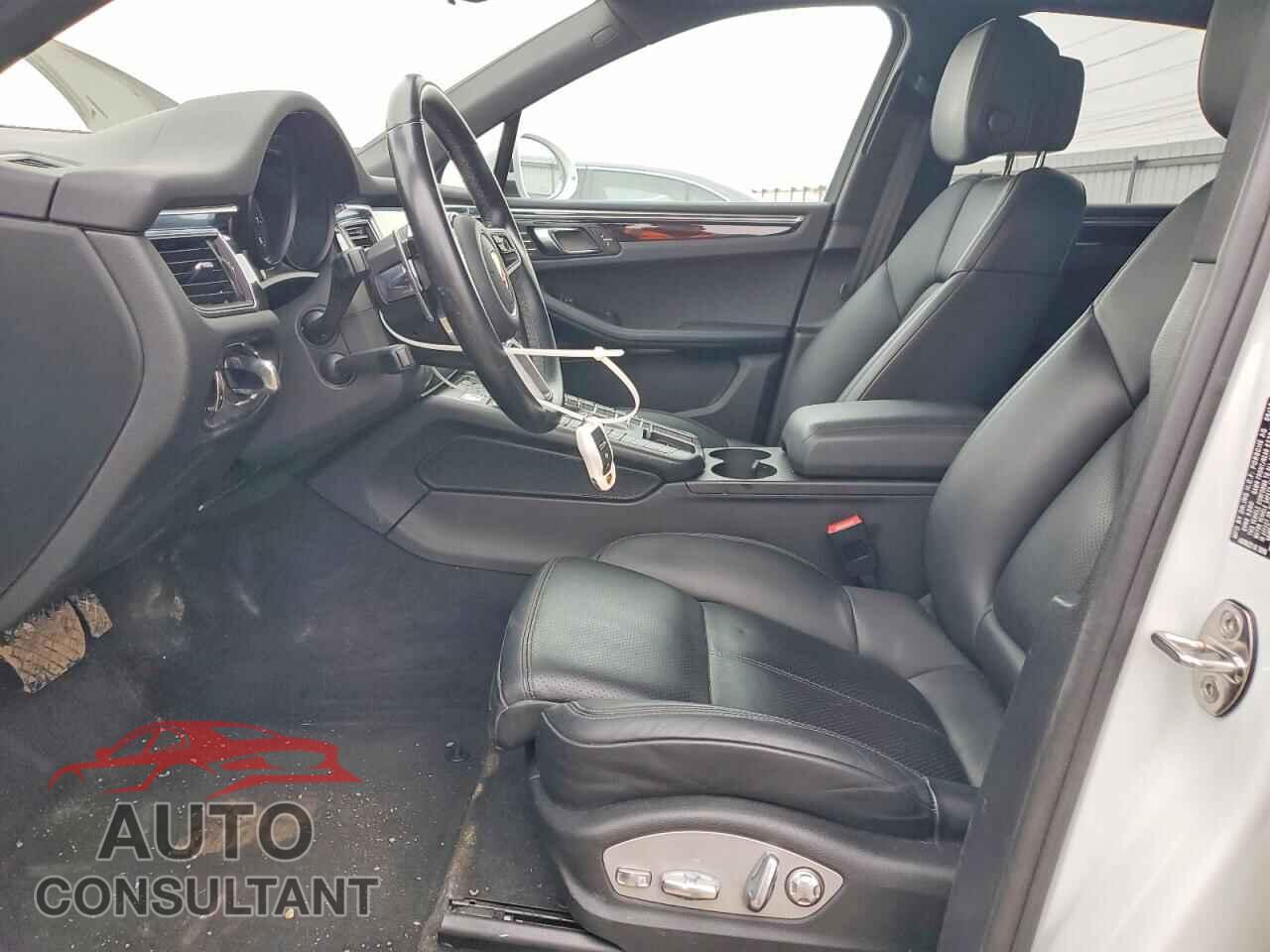 PORSCHE MACAN 2018 - WP1AA2A52JLB25412