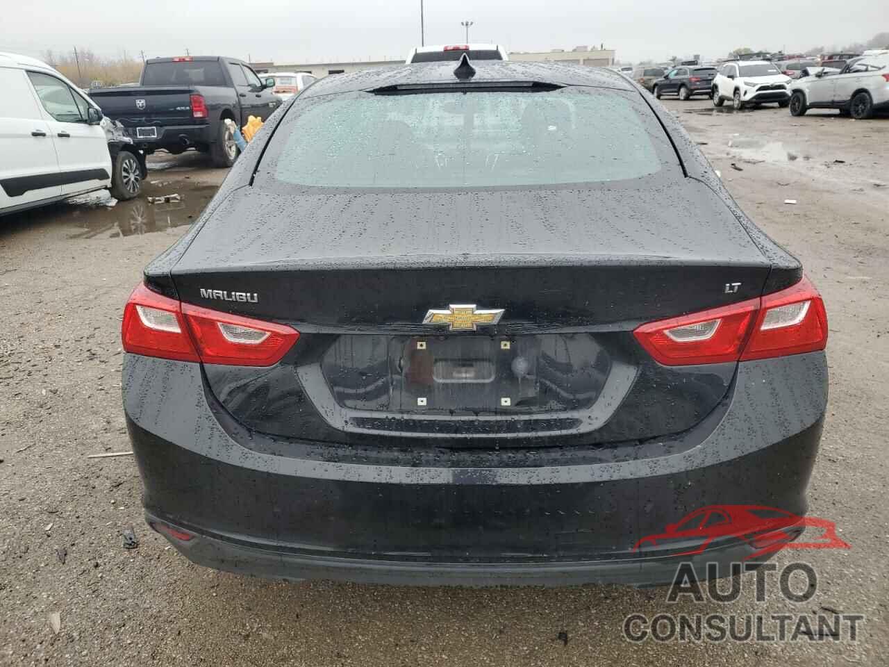 CHEVROLET MALIBU 2018 - 1G1ZD5STXJF172253