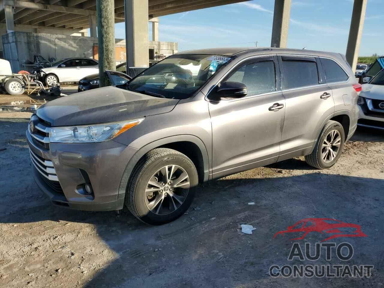 TOYOTA HIGHLANDER 2018 - 5TDZZRFH2JS284390