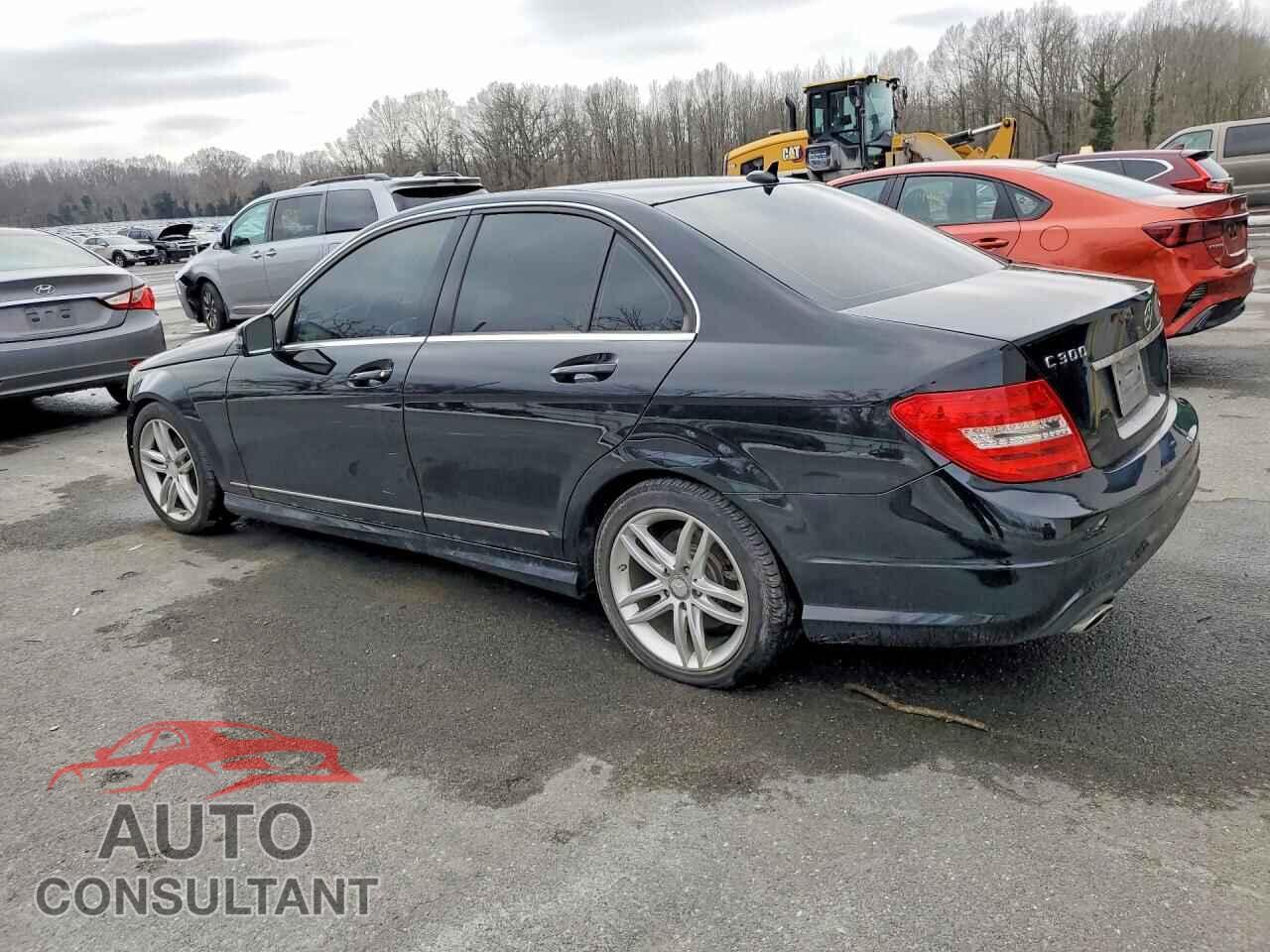MERCEDES-BENZ C-CLASS 2012 - WDDGF8BBXCA688247