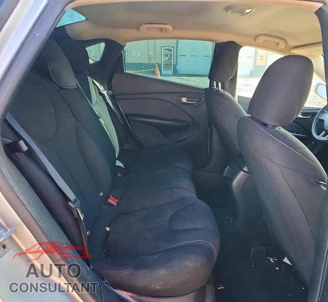 DODGE DART SXT 2013 - 1C3CDFBA1DD266480