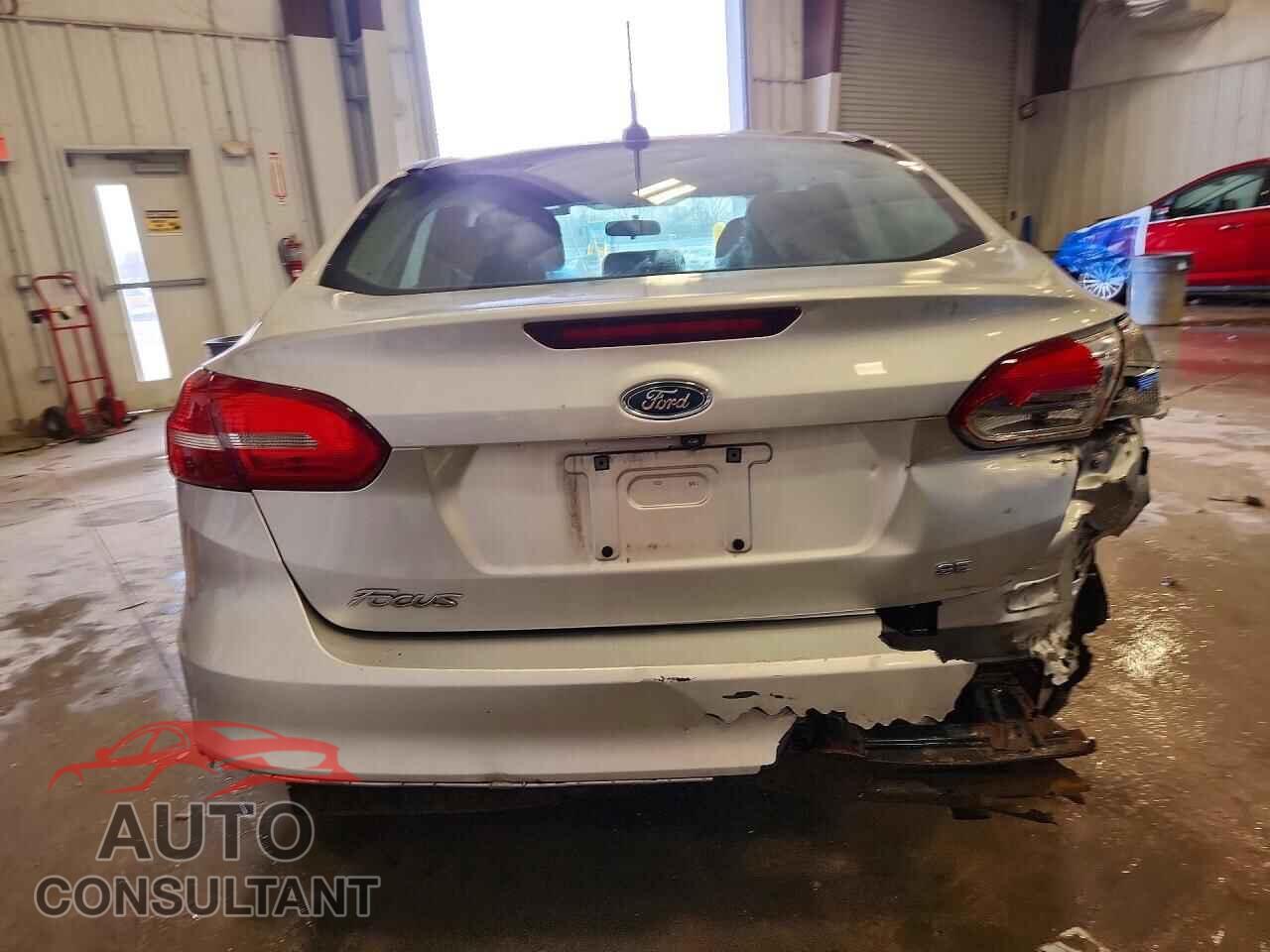 FORD FOCUS 2017 - 1FADP3F27HL314378