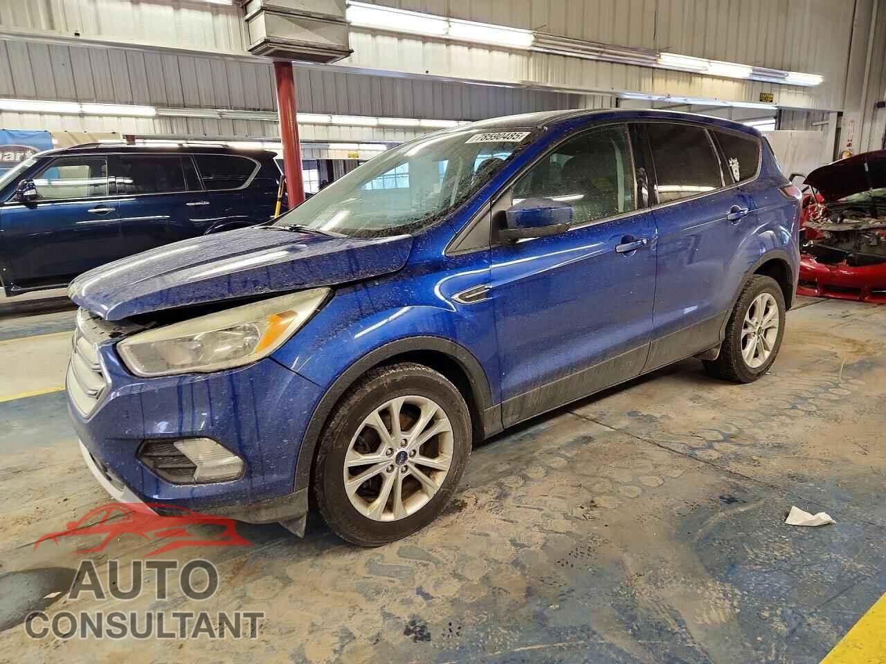 FORD ESCAPE 2017 - 1FMCU0GDXHUD77669