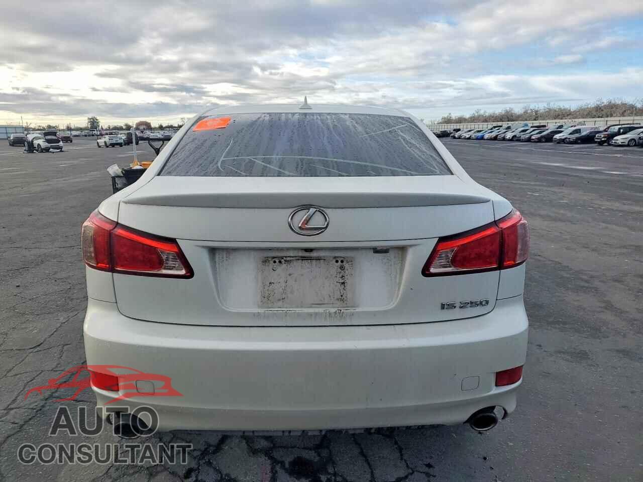 LEXUS IS 2012 - JTHBF5C24C5168103