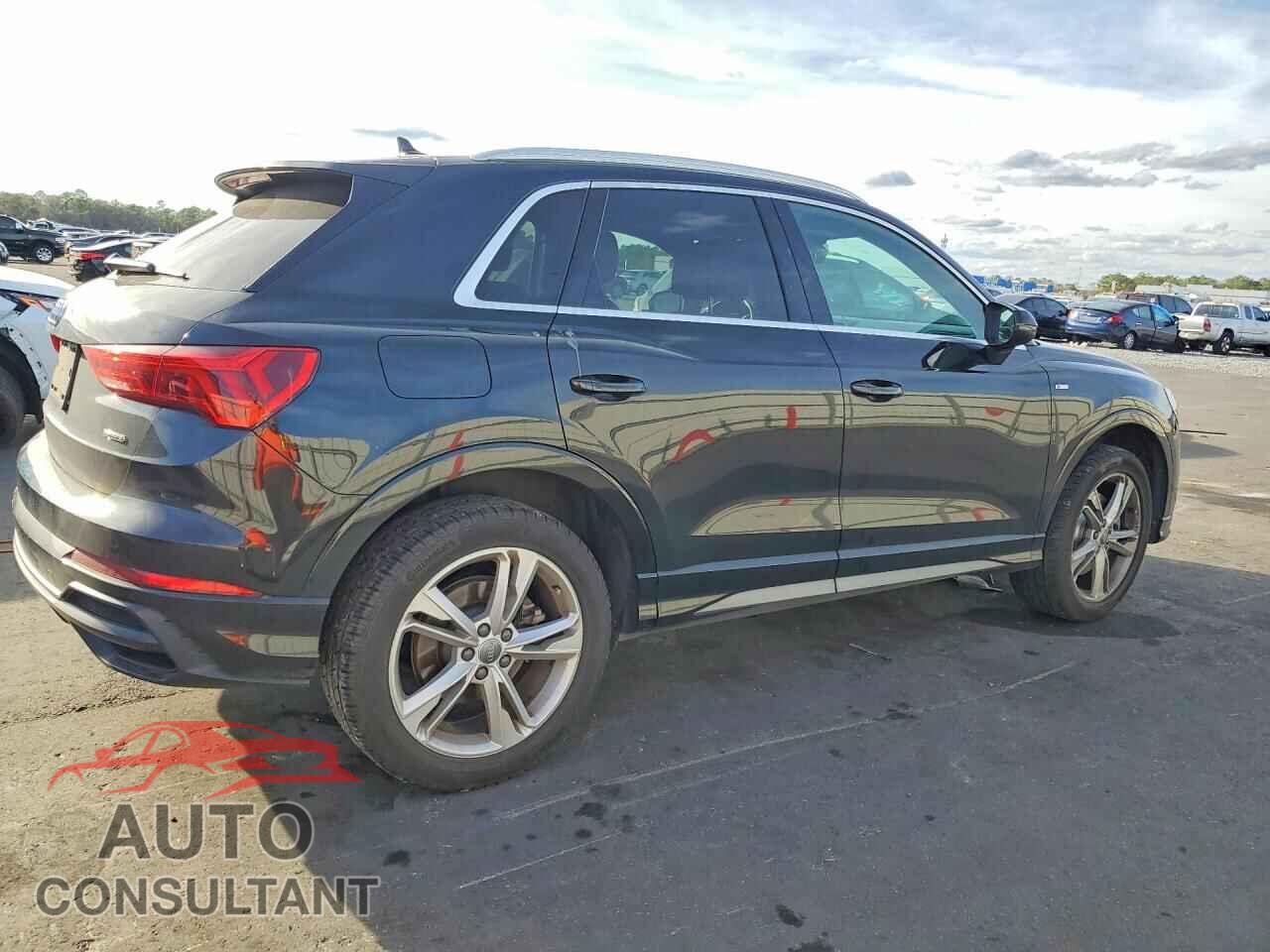 AUDI Q3 2020 - WA1DECF38L1016901