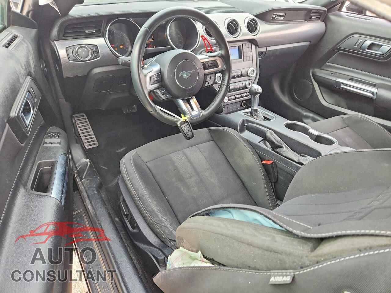 FORD MUSTANG 2020 - 1FA6P8CF8L5189000