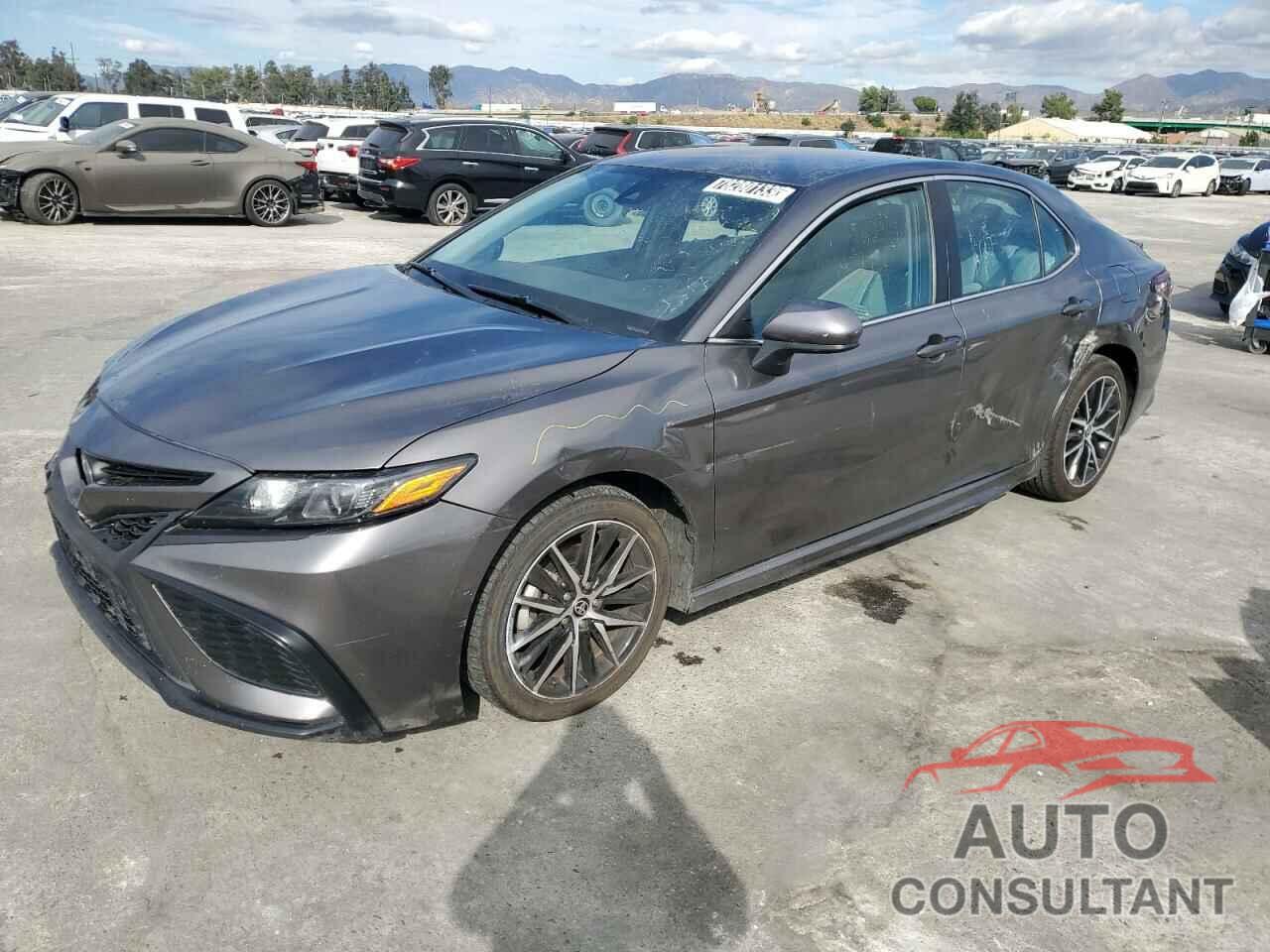 TOYOTA CAMRY 2021 - 4T1G11AK5MU541217