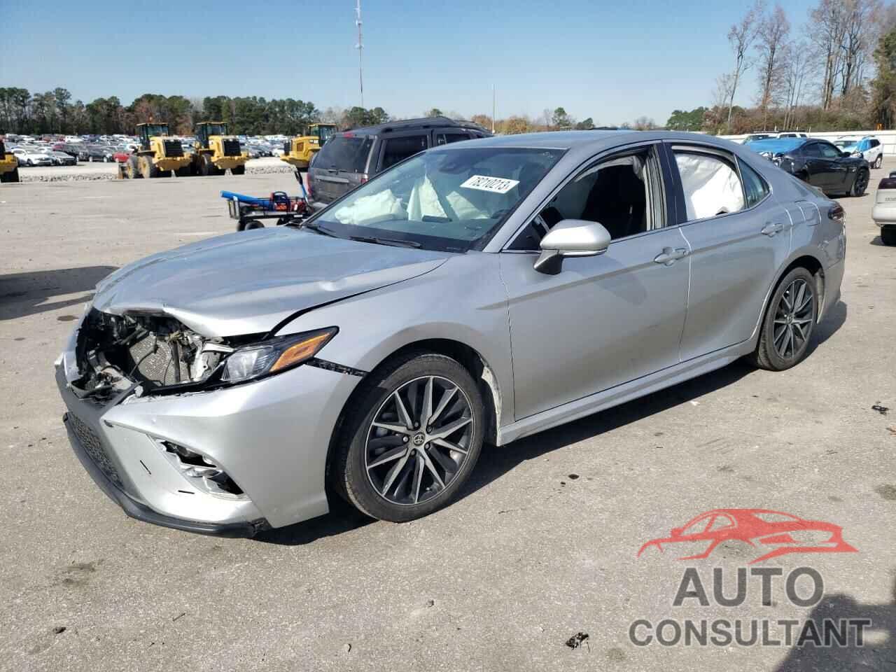 TOYOTA CAMRY 2022 - 4T1G11AK9NU692921