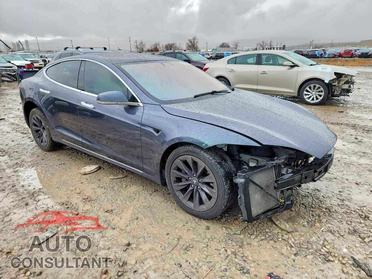 TESLA MODEL S 2018 - 5YJSA1E23JF244346
