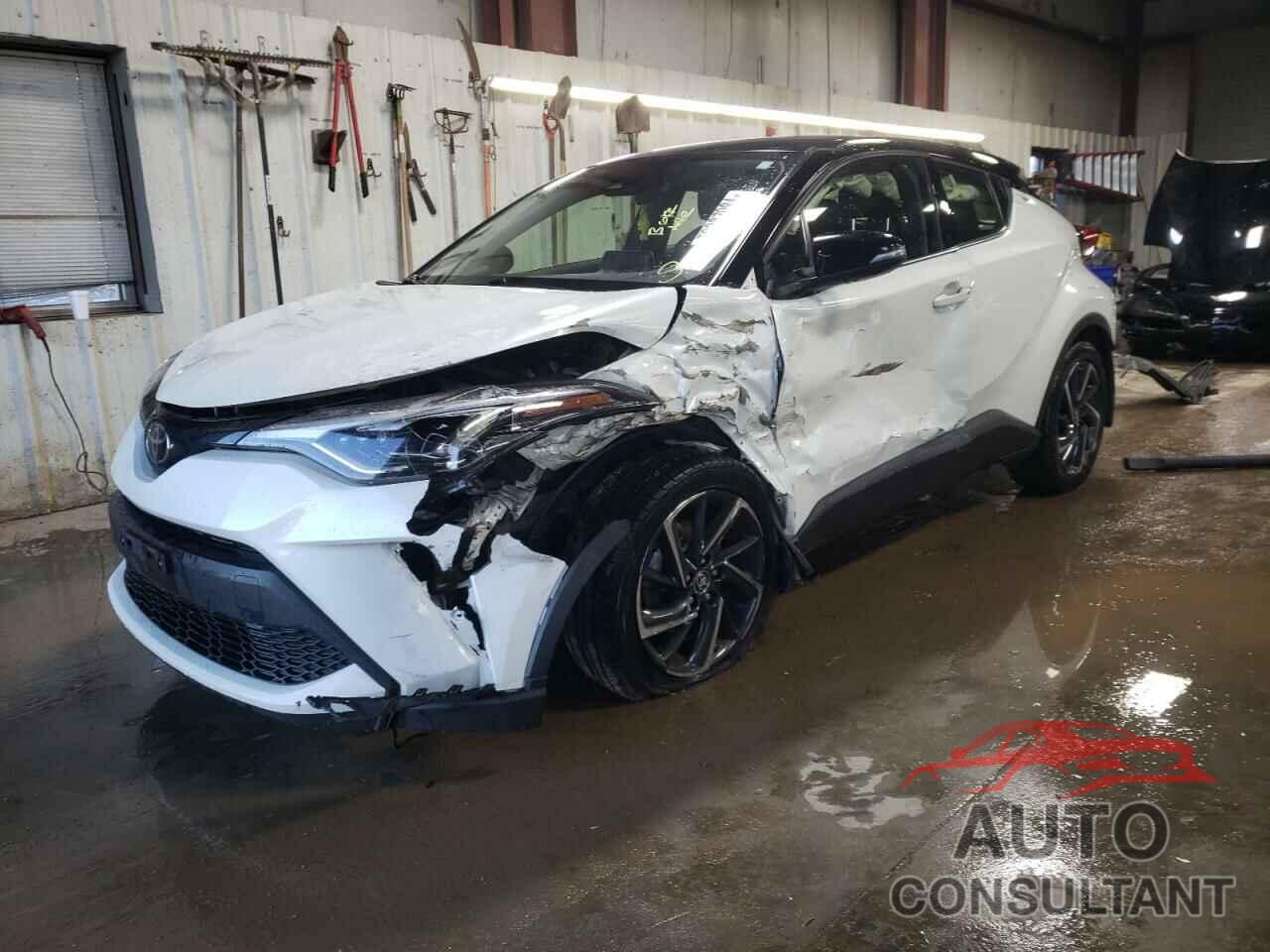 TOYOTA C-HR 2021 - JTNKHMBX3M1125394