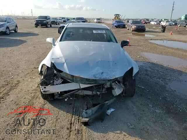 LEXUS IS 2011 - JTHBF5C28B5151903