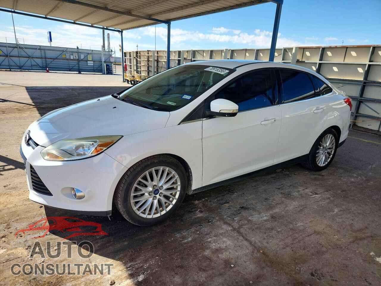 FORD FOCUS 2012 - 1FAHP3H22CL371577