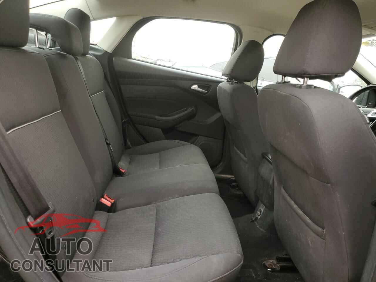 FORD FOCUS 2012 - 1FAHP3H21CL401538