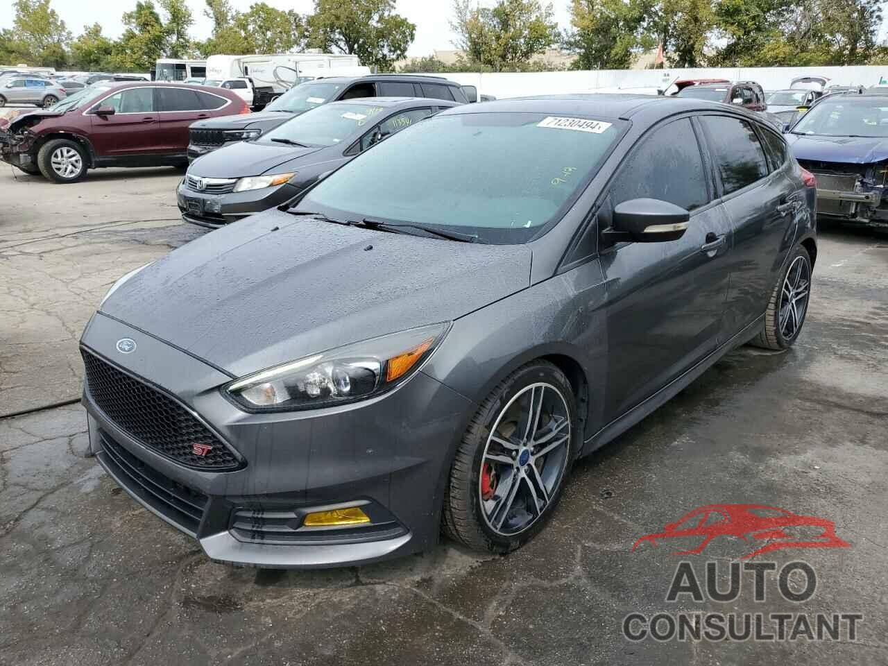 FORD FOCUS 2017 - 1FADP3L99HL314013