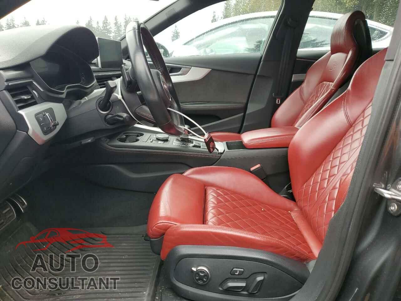 AUDI S4/RS4 2018 - WAUB4AF4XJA002022