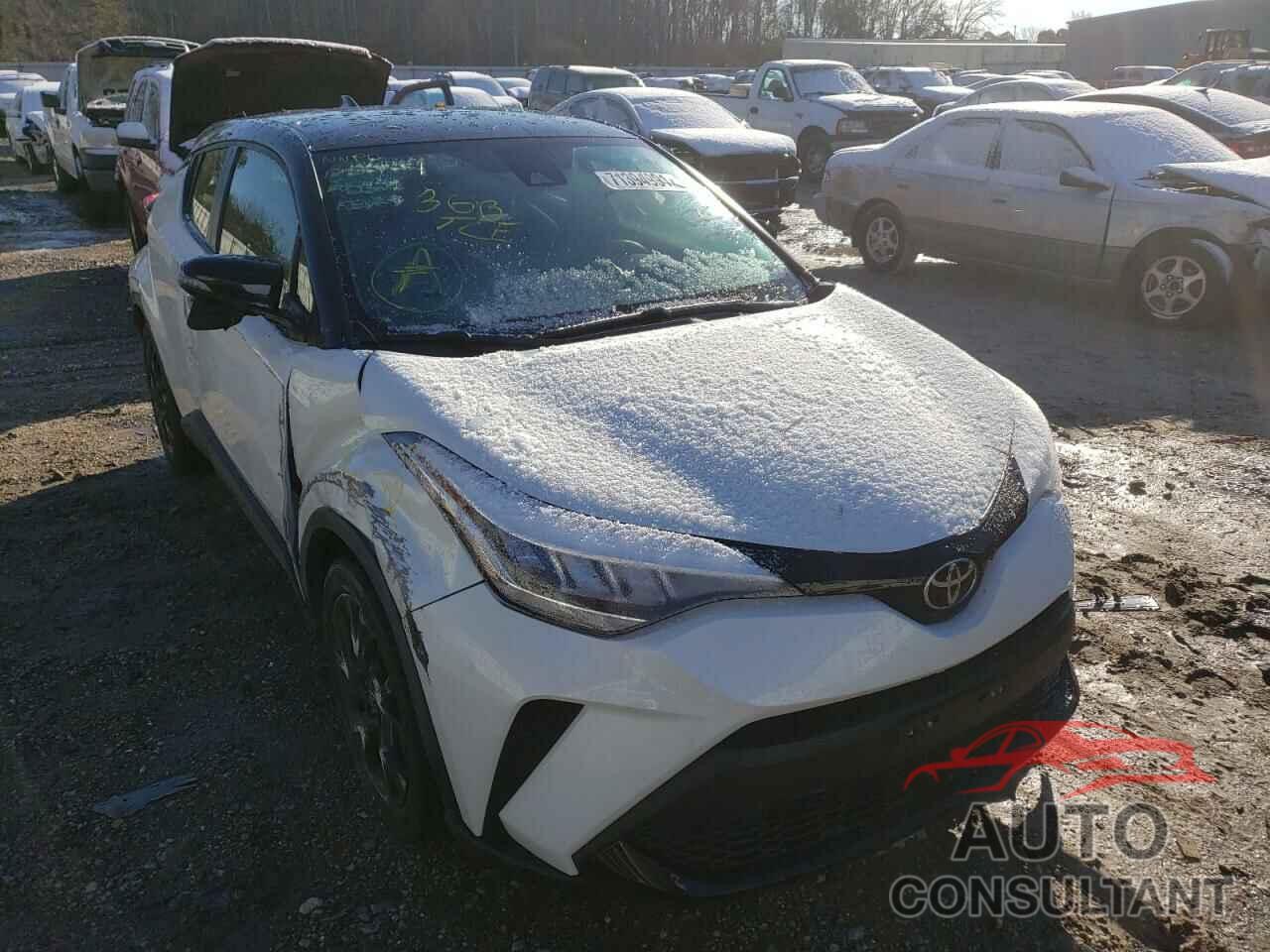 TOYOTA C-HR 2021 - JTNKHMBX1M1104897