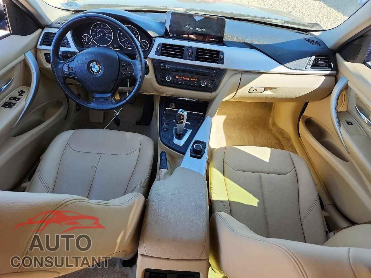 BMW 3 SERIES 2013 - WBA3B1C55DK128195