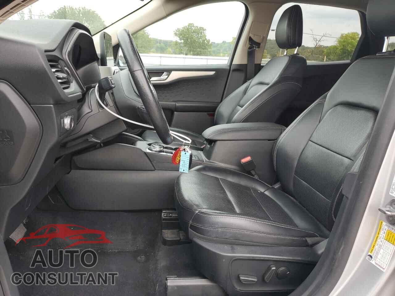 FORD ESCAPE 2020 - 1FMCU0H61LUA59111