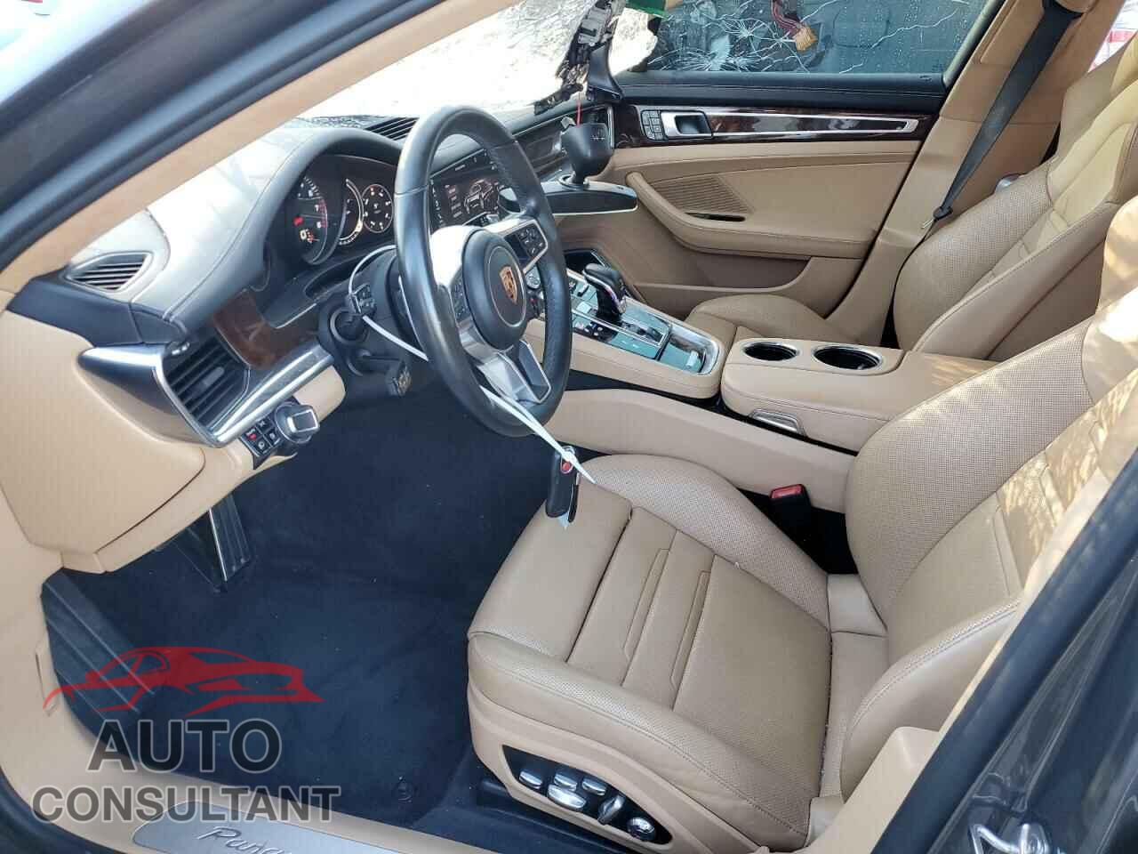 PORSCHE PANAMERA 2018 - WP0CF2A77JL196036