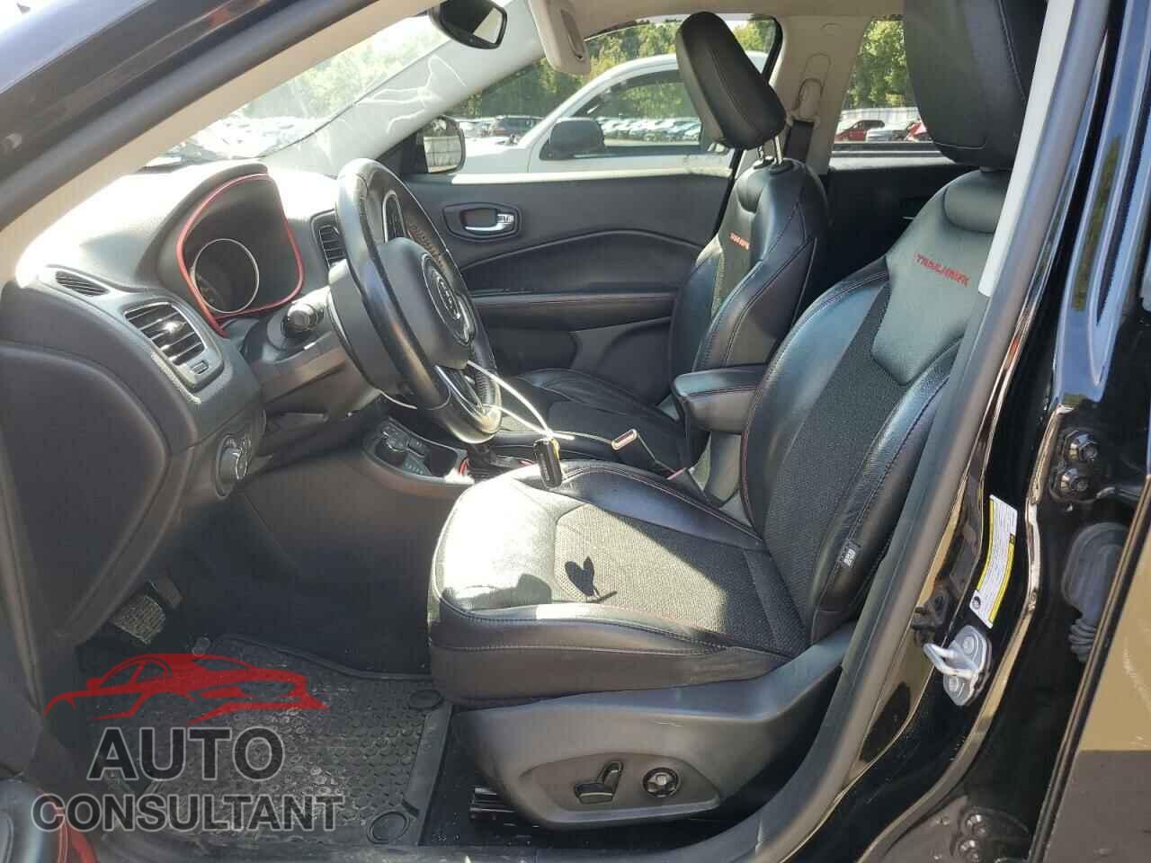JEEP COMPASS 2018 - 3C4NJDDB8JT284682
