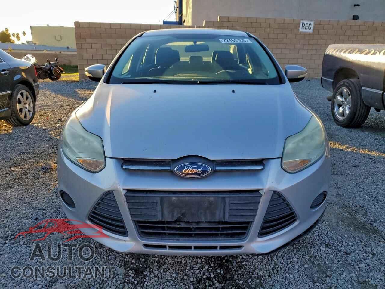 FORD FOCUS 2014 - 1FADP3F25EL327500