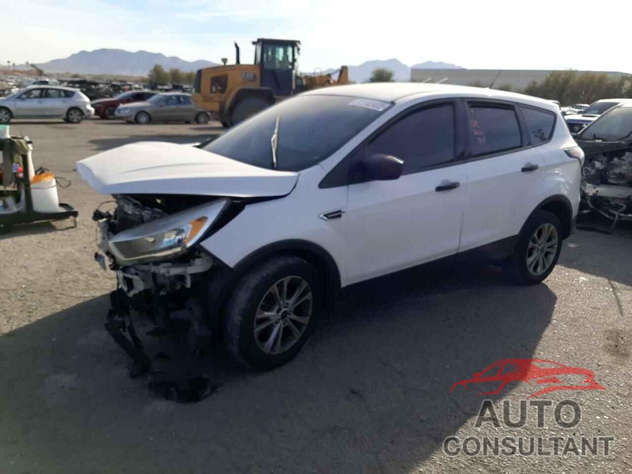 FORD ESCAPE 2017 - 1FMCU0F72HUA82657