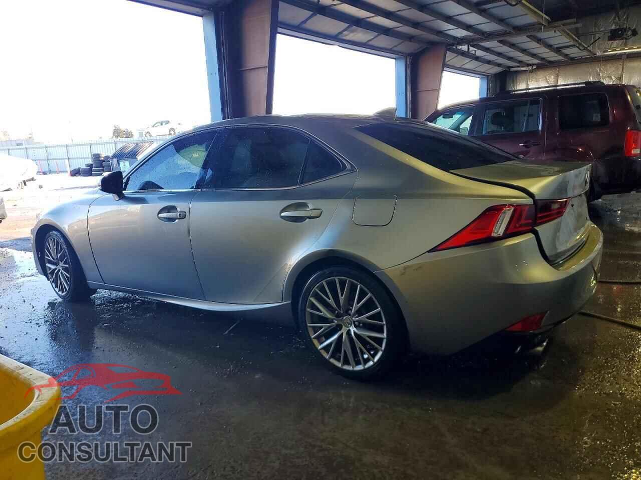 LEXUS IS 2014 - JTHBF1D24E5015957