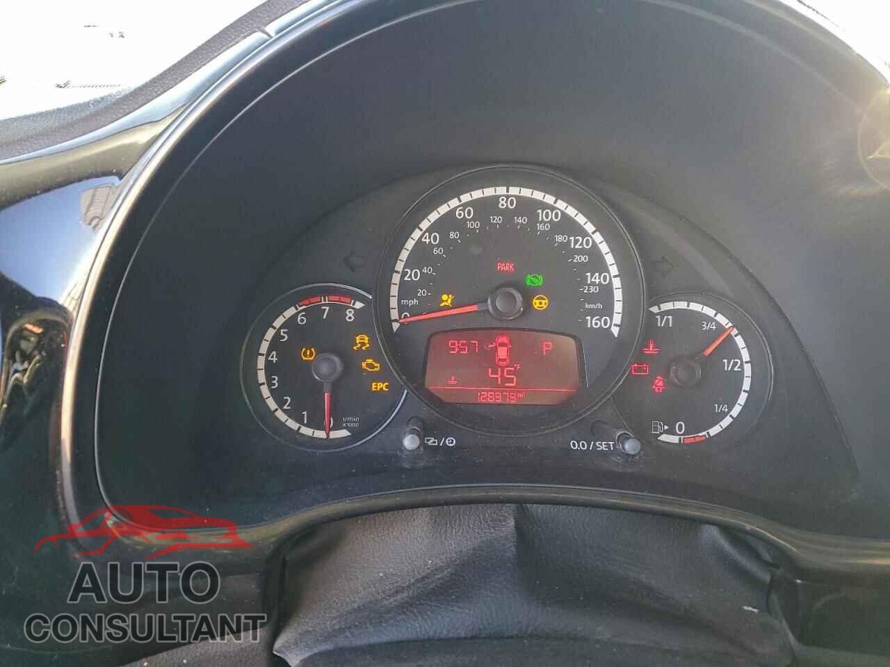 VOLKSWAGEN BEETLE 2014 - 3VWF17AT1EM646528