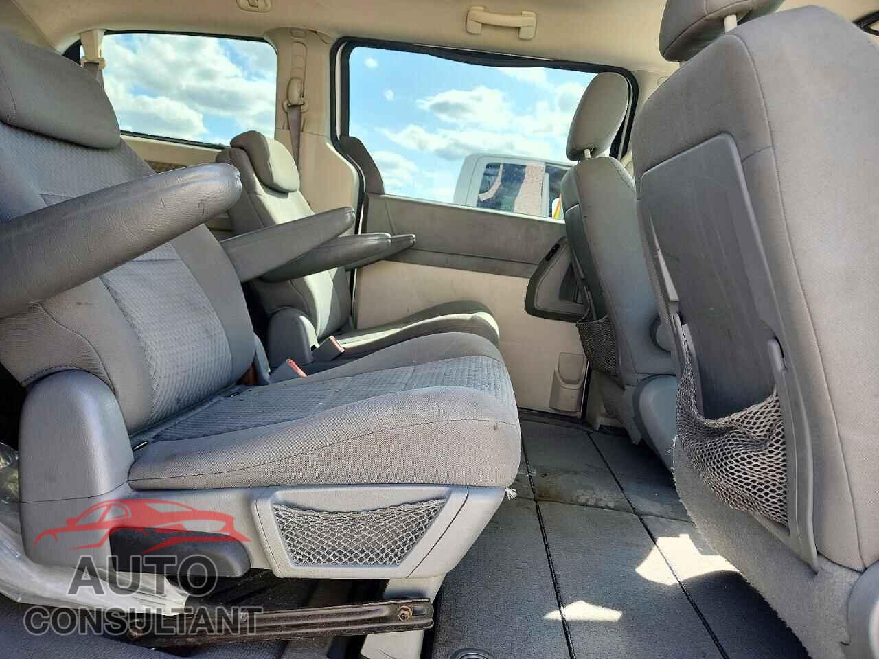 DODGE CARAVAN 2010 - 2D4RN4DE0AR260026
