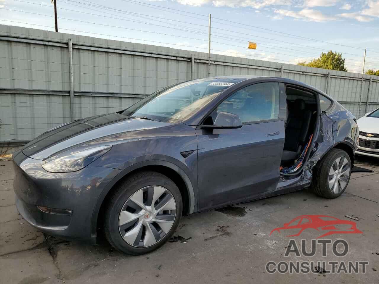 TESLA MODEL Y 2023 - 7SAYGDEEXPF908951