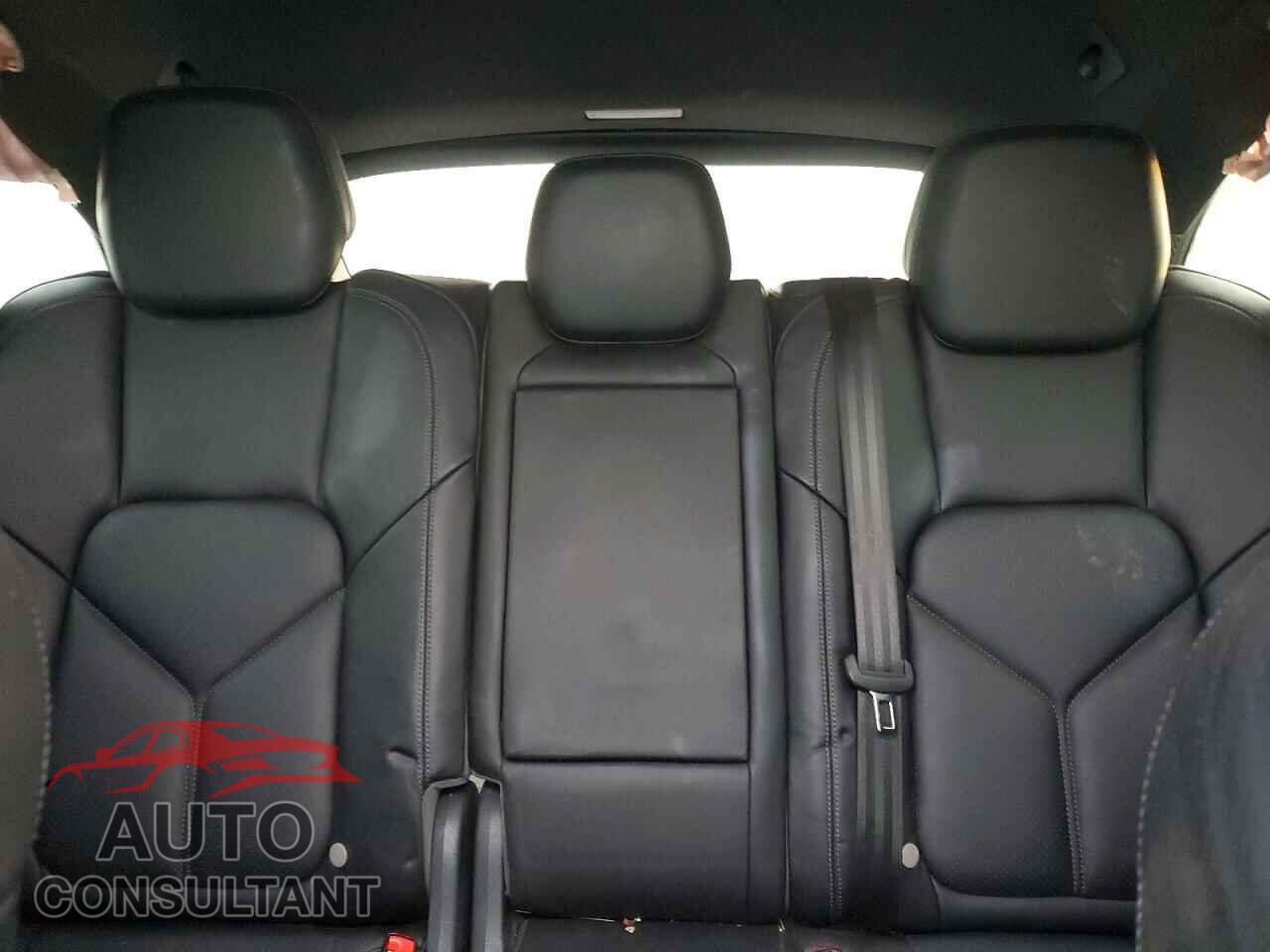 PORSCHE CAYENNE 2013 - WP1AF2A28DLA36813
