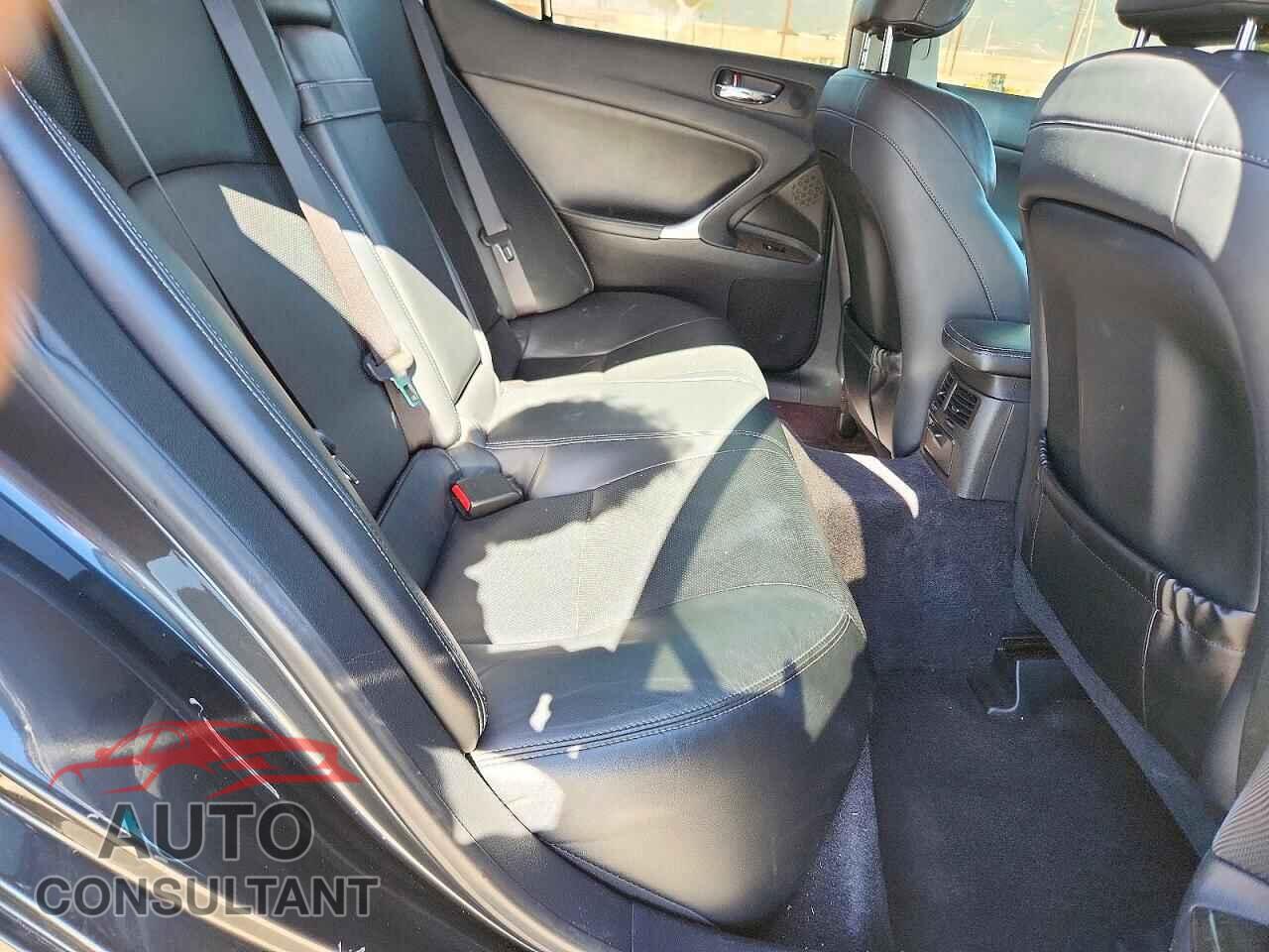 LEXUS IS 2010 - JTHCF5C25A2034753